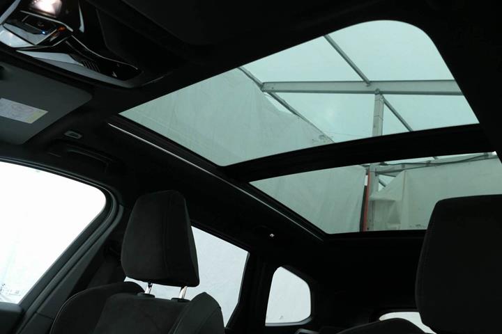 Sort BMW iX1 fra 2024