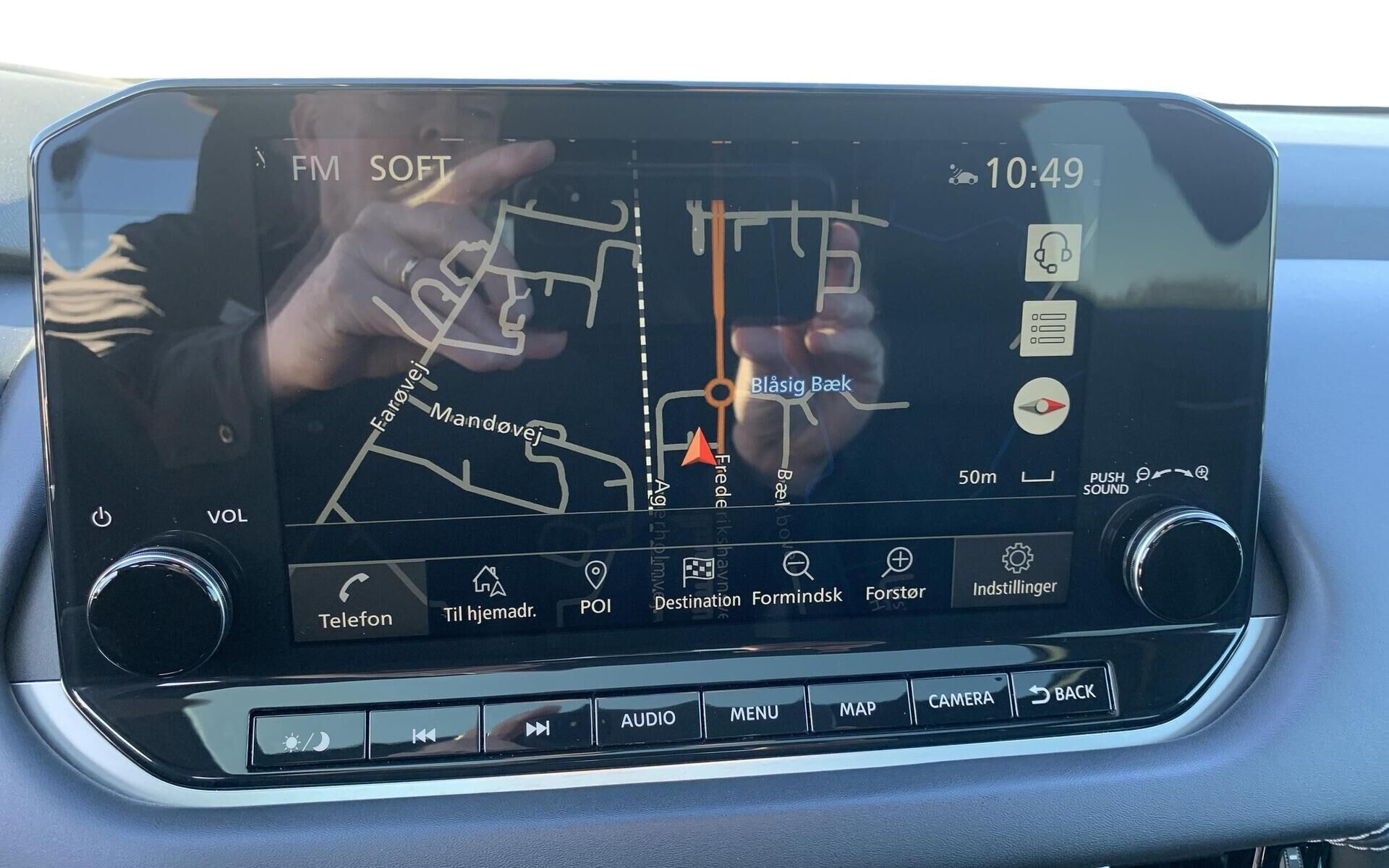 Grå Nissan Qashqai fra 2022