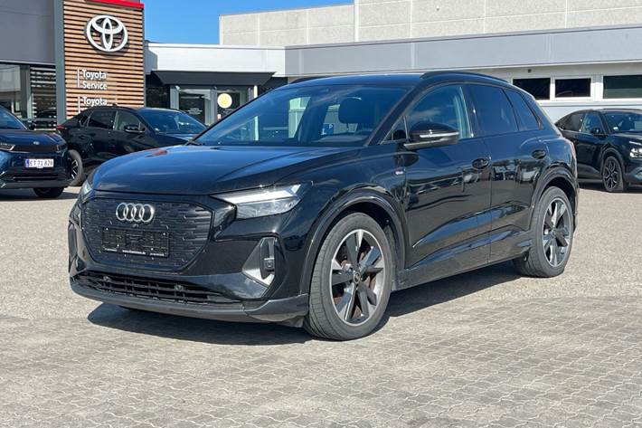 Sort Audi Q4 fra 2024
