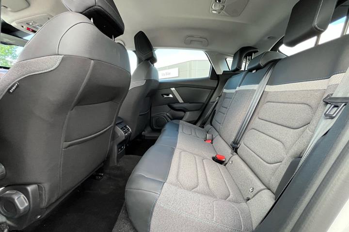 Hvid Citroën ë-C4 fra 2024