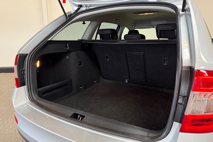 Sølv Skoda Octavia fra 2017