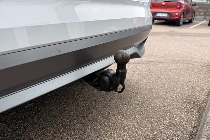 Hvid Skoda Kamiq fra 2022