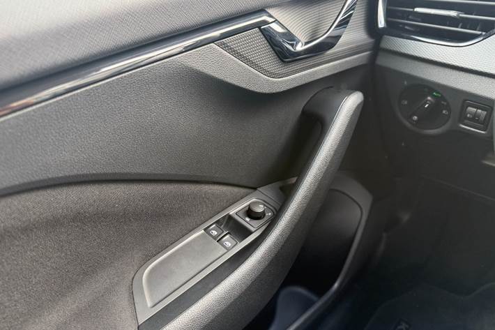 Hvid Skoda Kamiq fra 2022