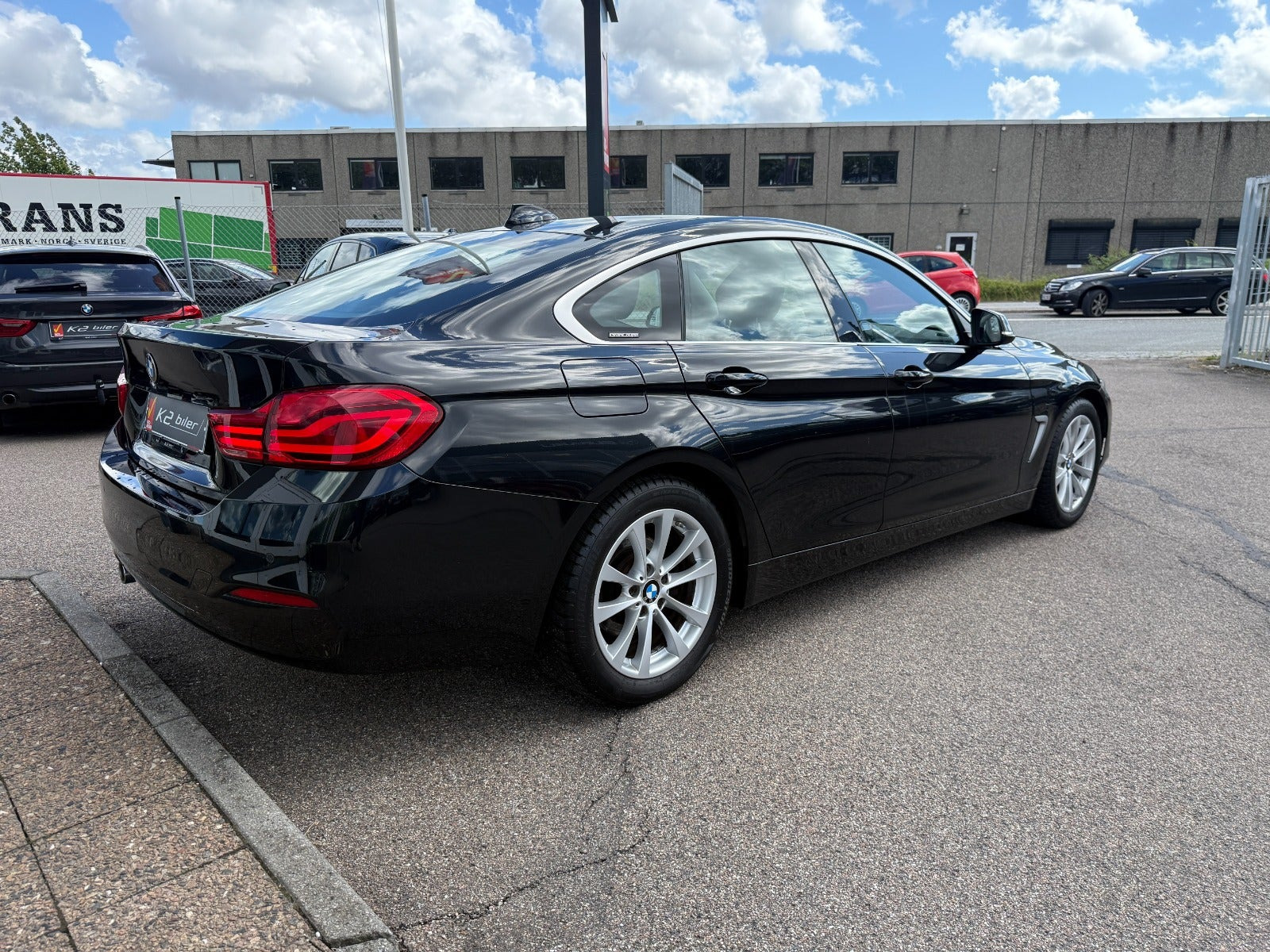 Grå BMW 420i fra 2019