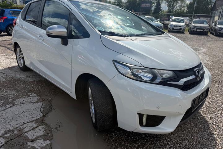 Hvid Honda Jazz fra 2016