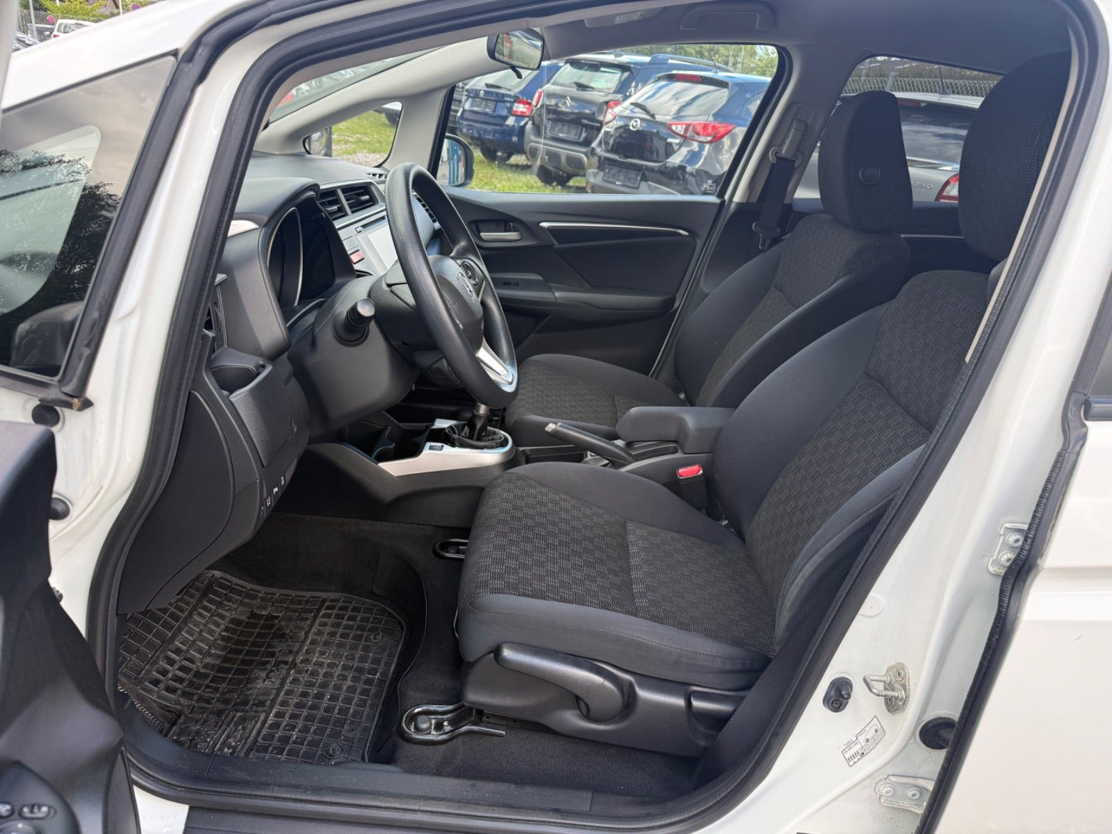 Hvid Honda Jazz fra 2016