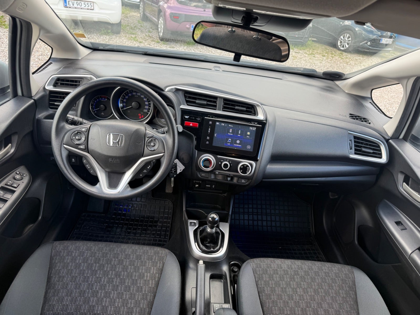 Hvid Honda Jazz fra 2016