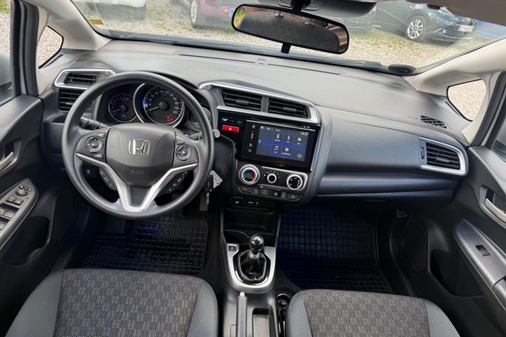 Hvid Honda Jazz fra 2016