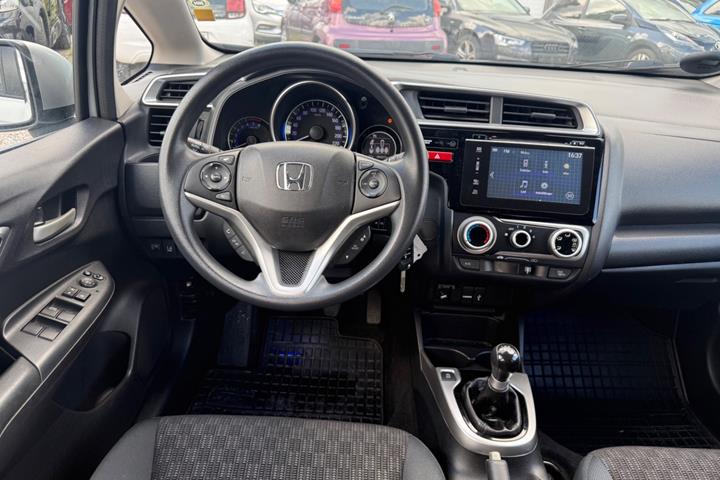 Hvid Honda Jazz fra 2016