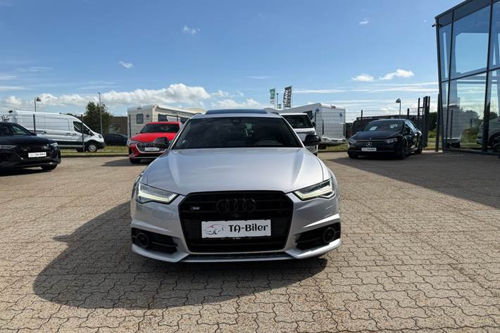 Sølv Audi S6 fra 2017