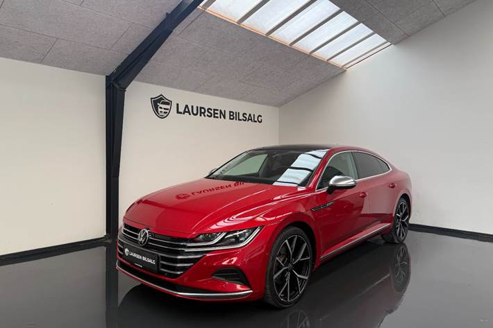 Rød VW Arteon fra 2021