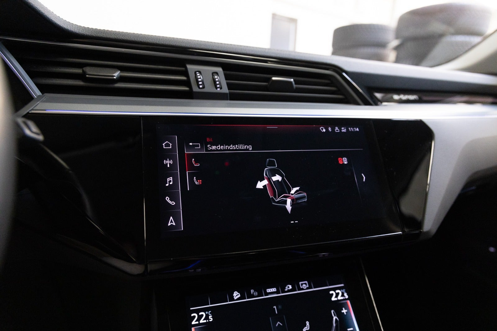 Sort Audi e-tron fra 2022