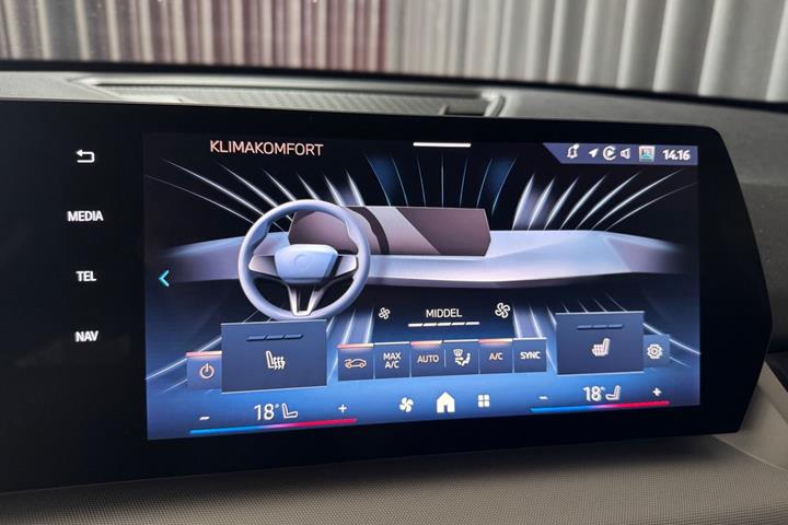 Sort BMW iX1 fra 2025