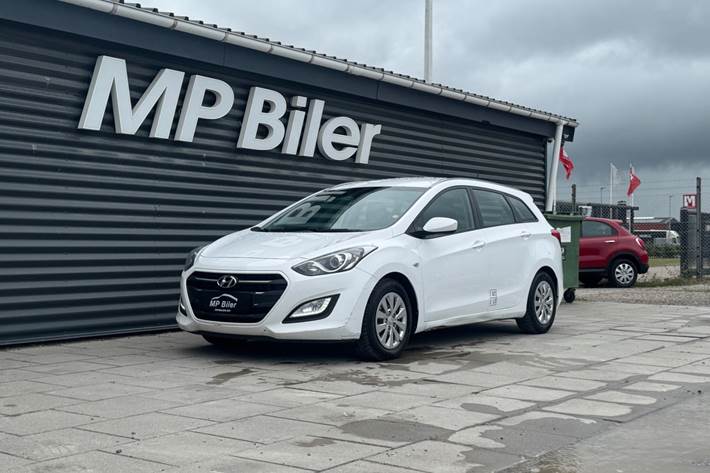 Hvid Hyundai i30 fra 2015
