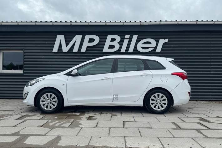 Hvid Hyundai i30 fra 2015