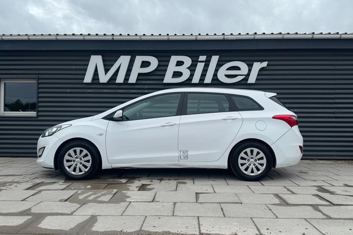 Hvid Hyundai i30 fra 2015