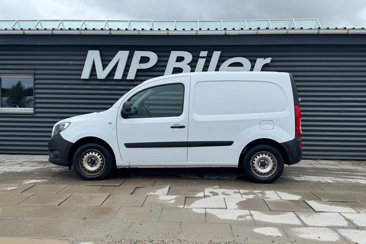 Hvid Mercedes Citan 109 fra 2020