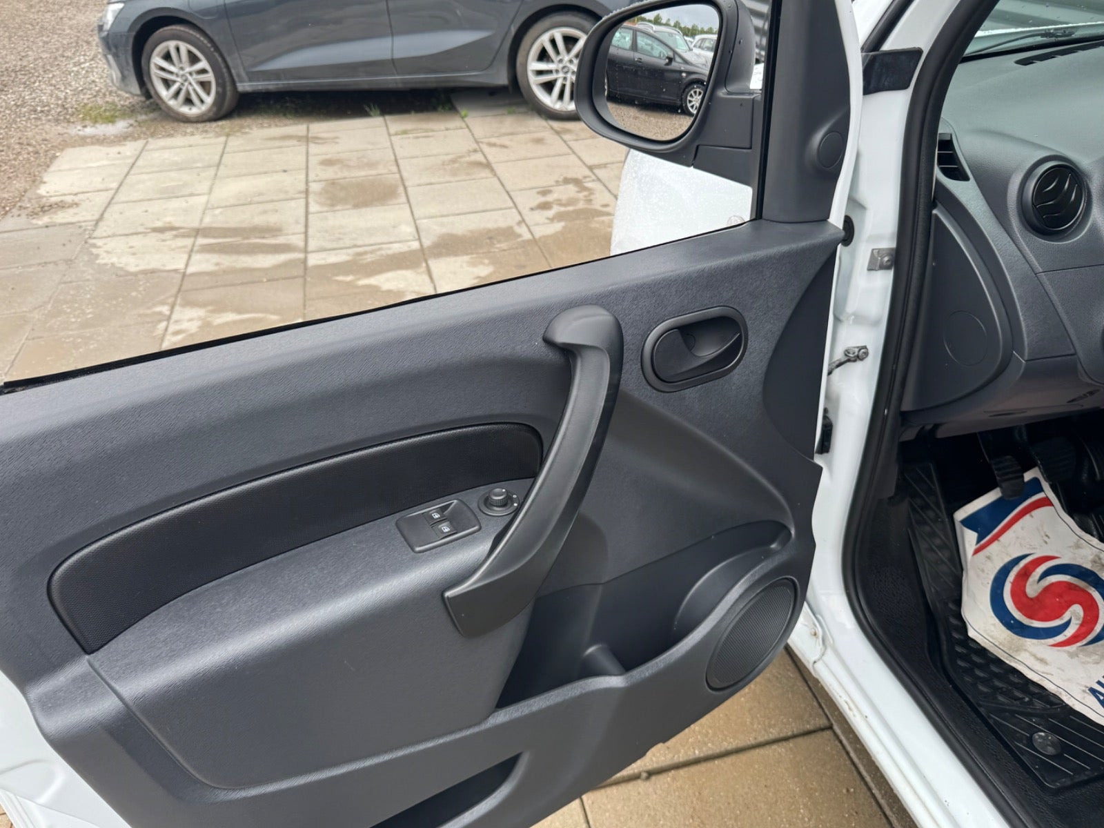 Hvid Mercedes Citan 109 fra 2020