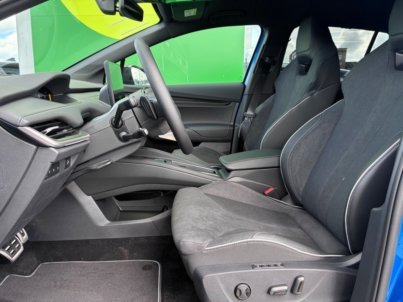 Blå Skoda Enyaq fra 2027