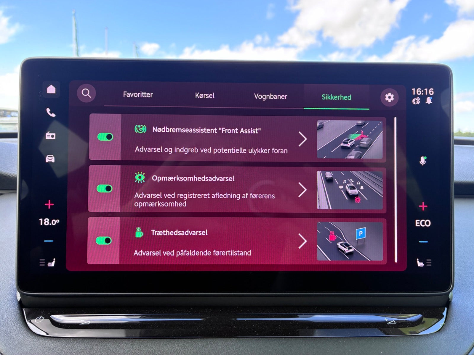 Blå Skoda Enyaq fra 2027