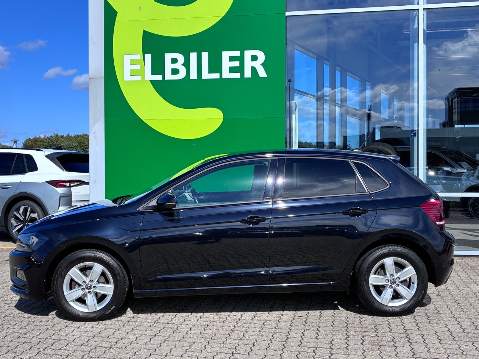 Sort VW Polo fra 2021