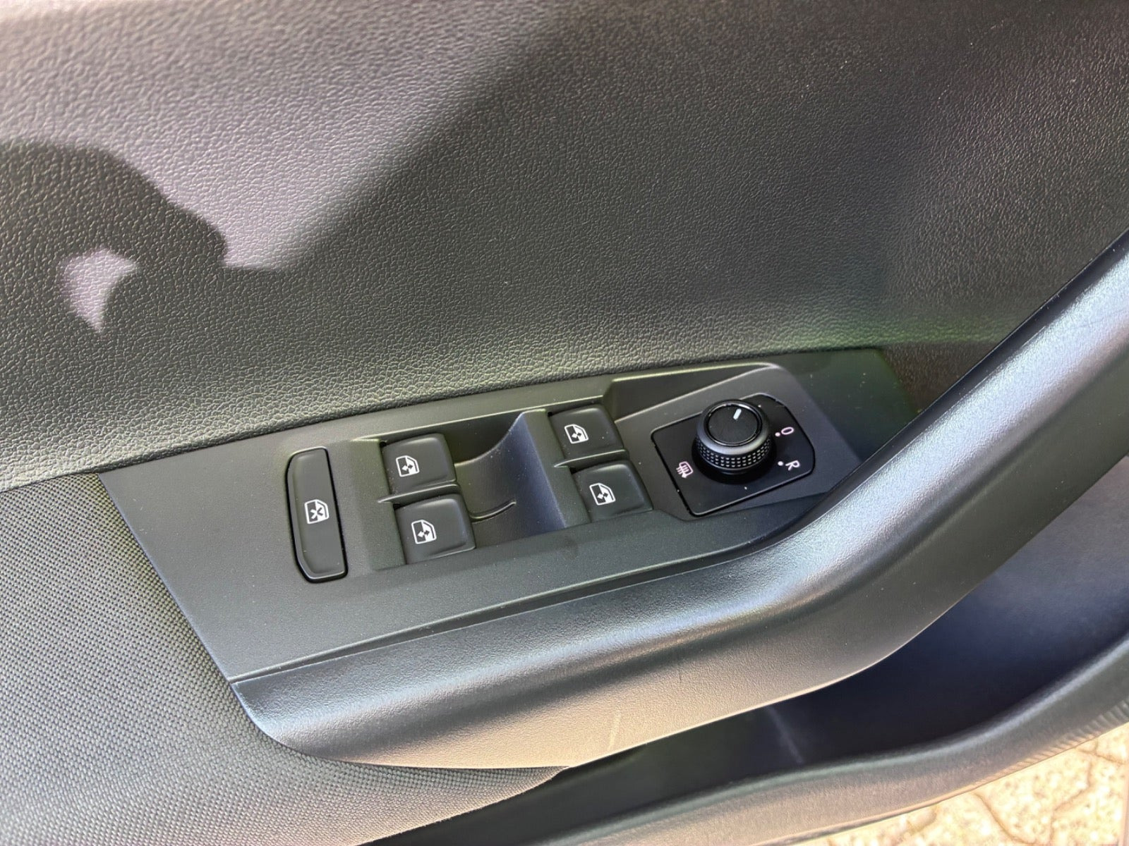 Sort VW Polo fra 2021