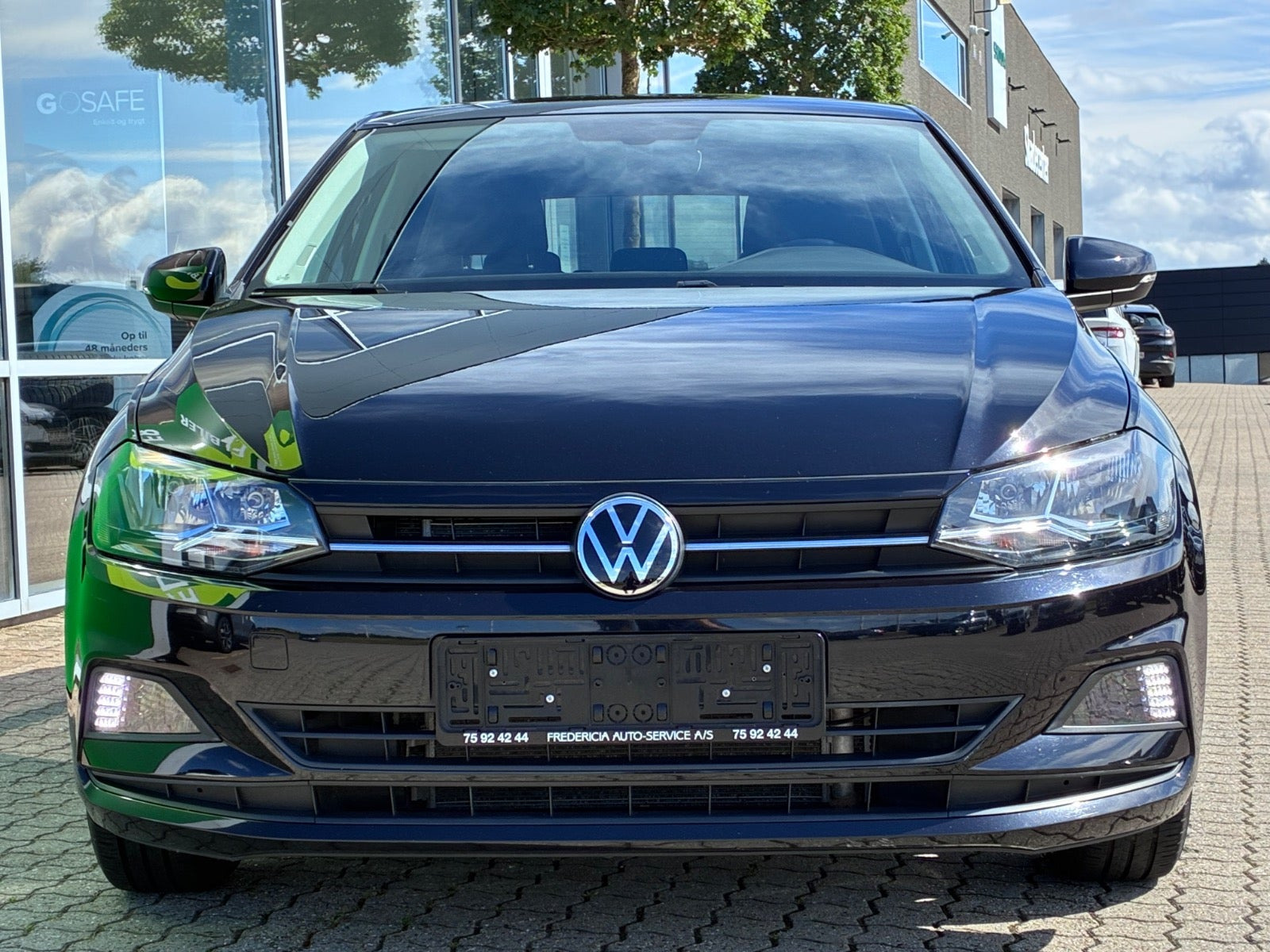 Sort VW Polo fra 2021