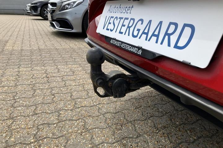 Rød Cupra Leon fra 2021