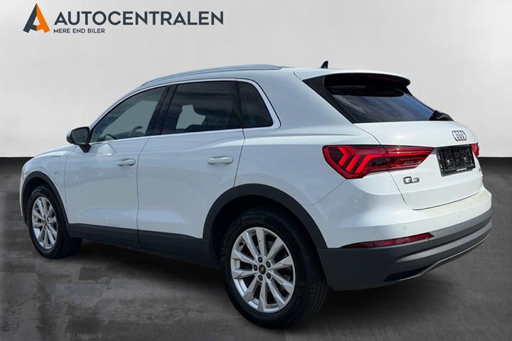 Hvid Audi Q3 fra 2023