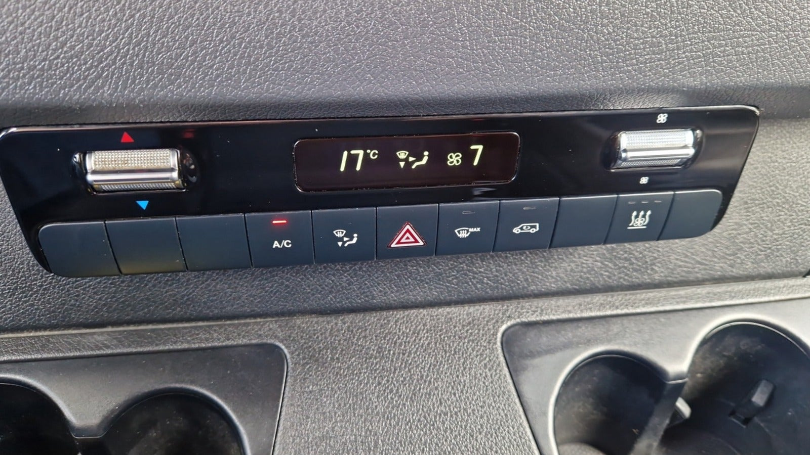 Hvid Mercedes Sprinter 315 fra 2023