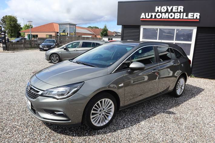 Grå Opel Astra fra 2019