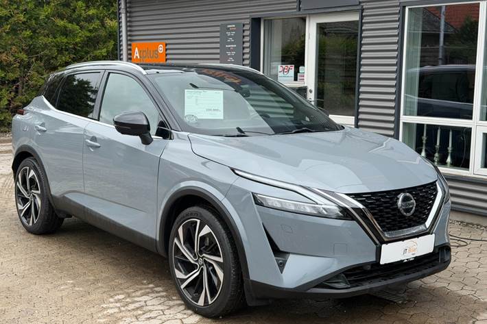 Grå Nissan Qashqai fra 2021
