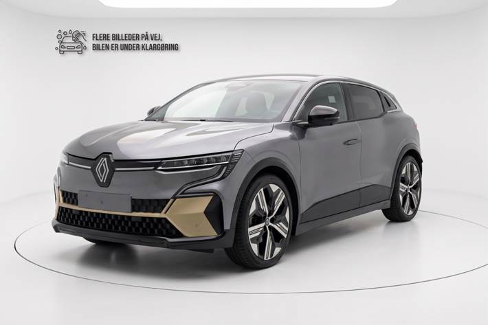 Grå Renault Megane E-Tech fra 2022