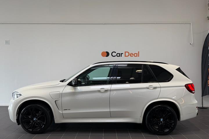 Hvid BMW X5 fra 2015