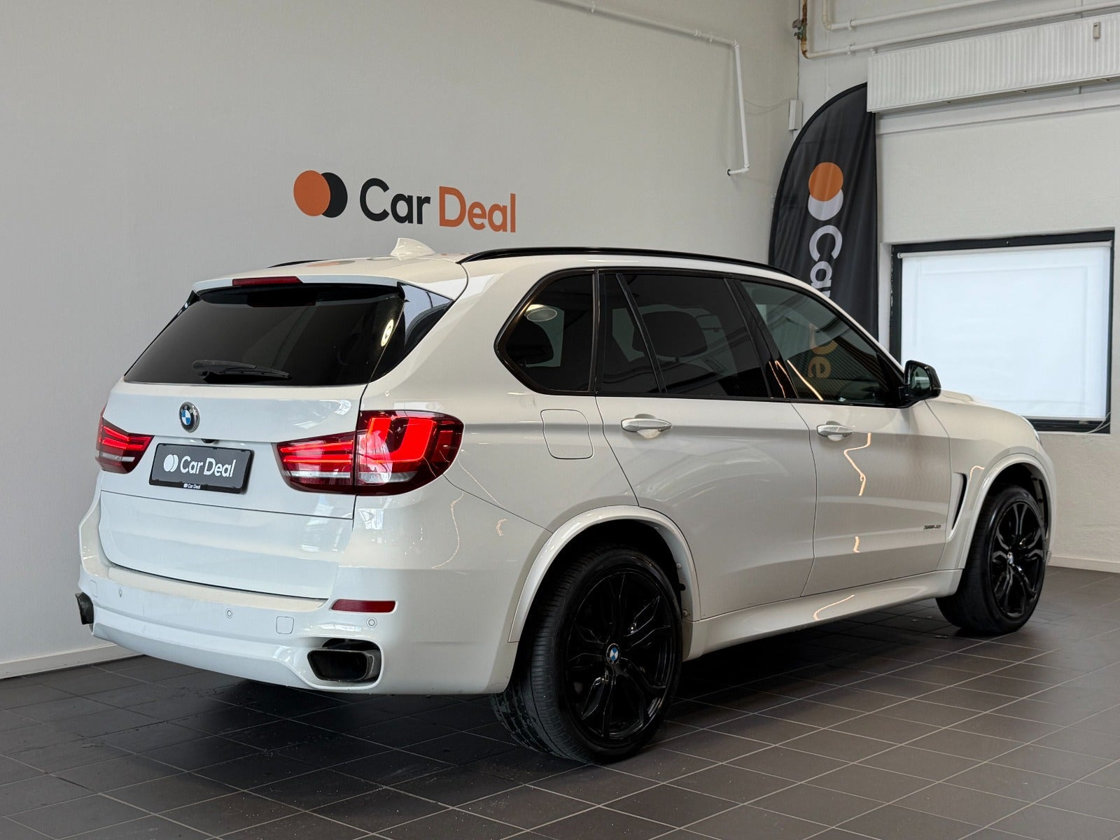 Hvid BMW X5 fra 2015