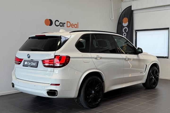 Hvid BMW X5 fra 2015