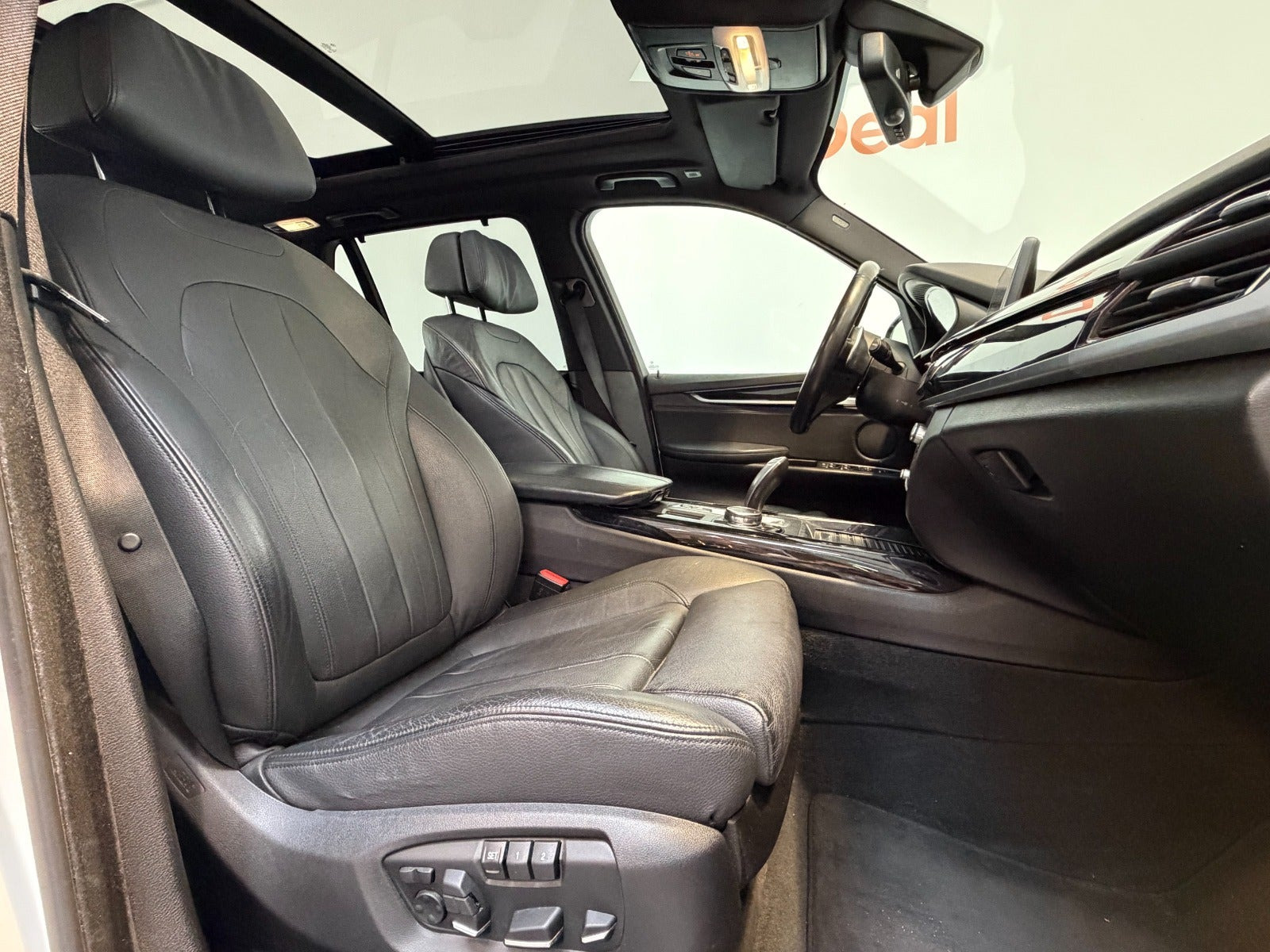 Hvid BMW X5 fra 2015