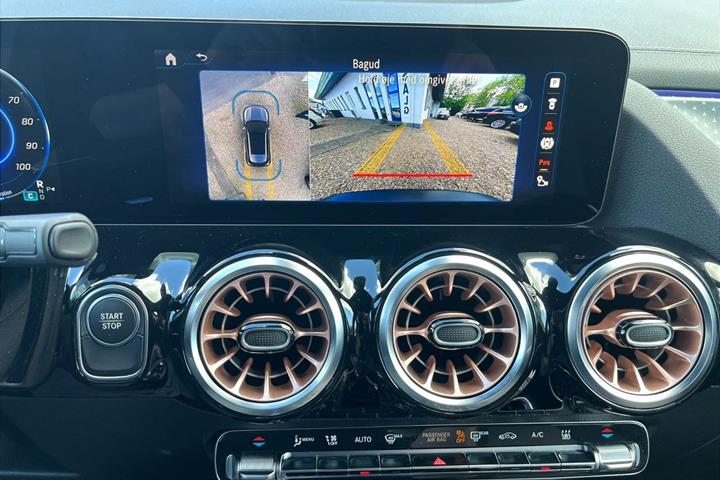 Hvid Mercedes EQA 250 fra 2025