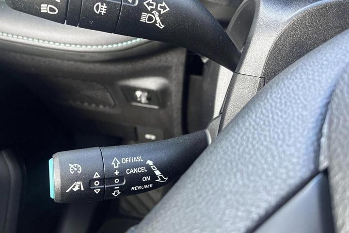 Sort MG MG5 fra 2024