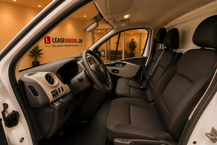Hvid Renault Trafic T29 fra 2019