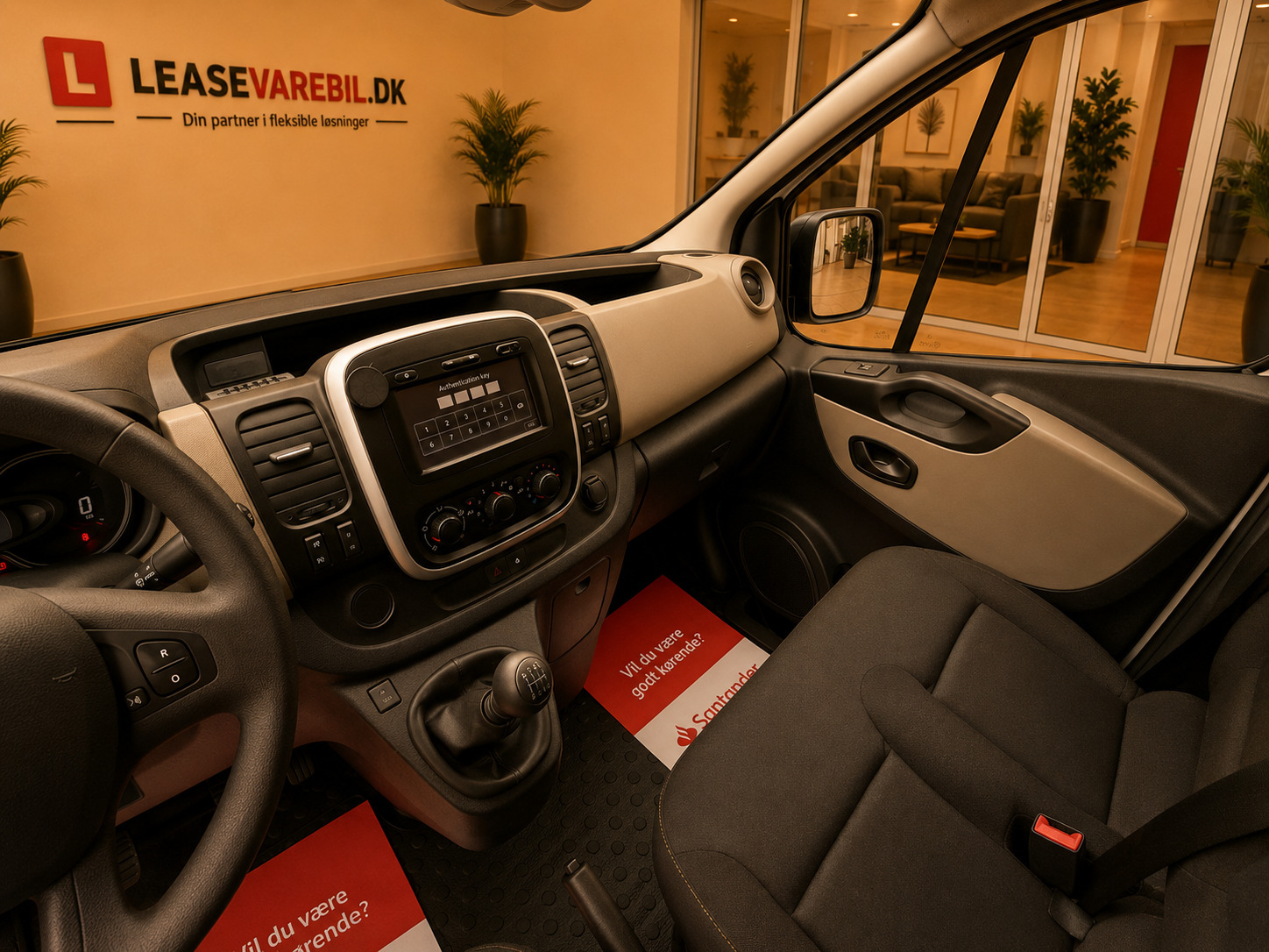Hvid Renault Trafic T29 fra 2019
