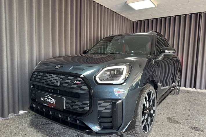 Grå Mini Countryman E fra 2025
