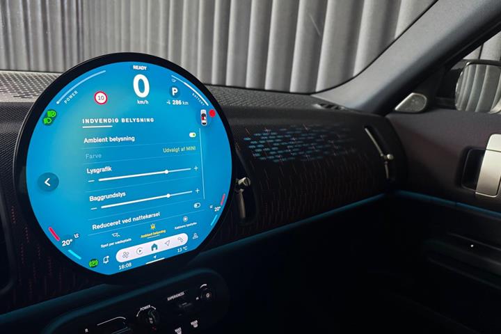 Grå Mini Countryman E fra 2025