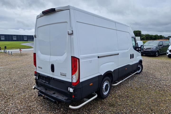 undefined Iveco Daily fra 2021
