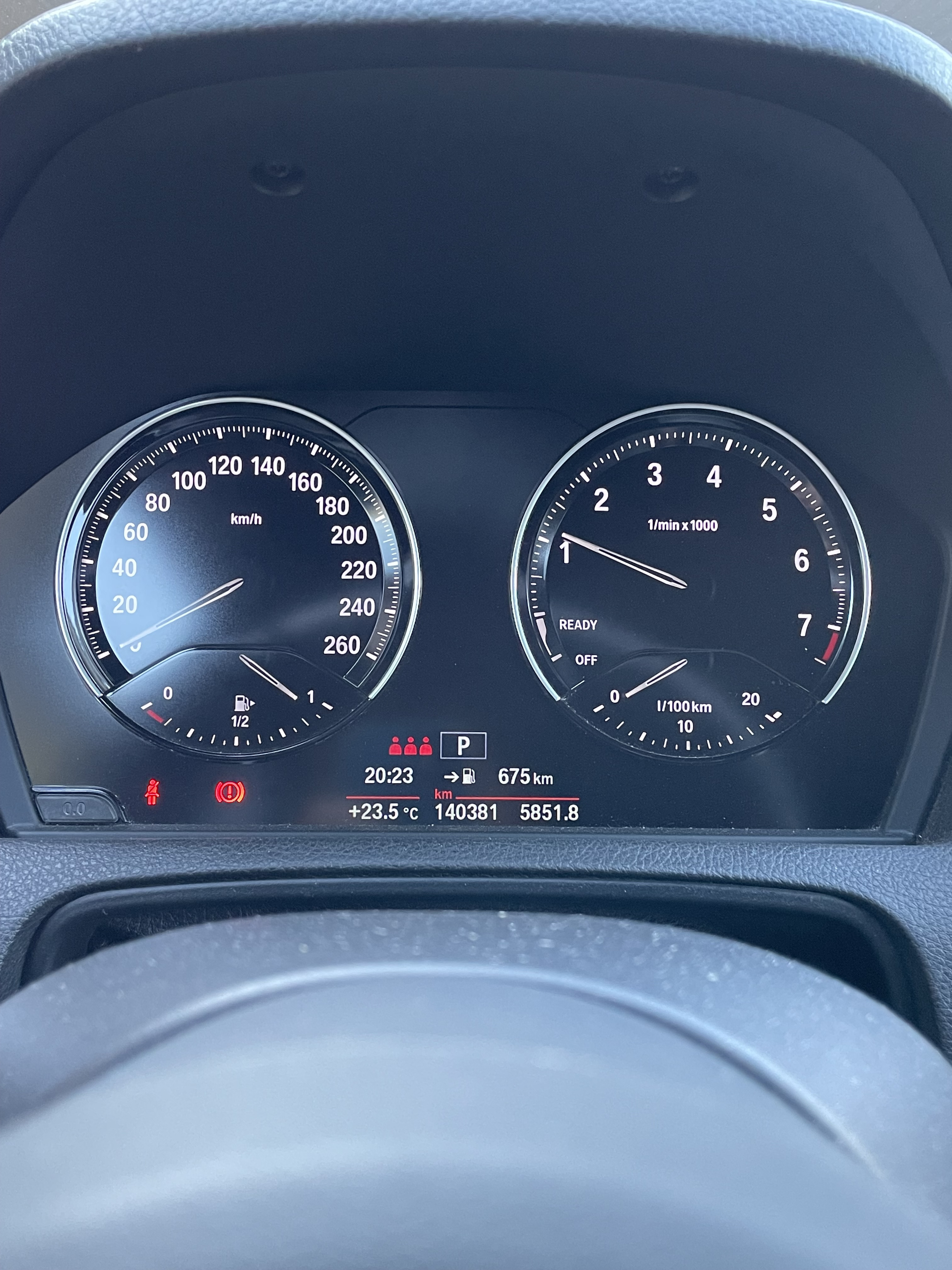 Rød BMW 1-Serie fra 2019