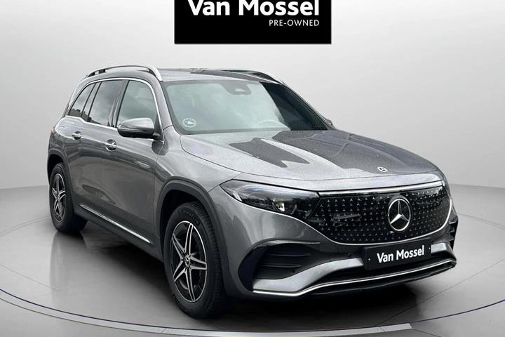 Grå Mercedes EQB 250+ fra 2025