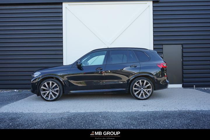 Sort BMW X5 fra 2021