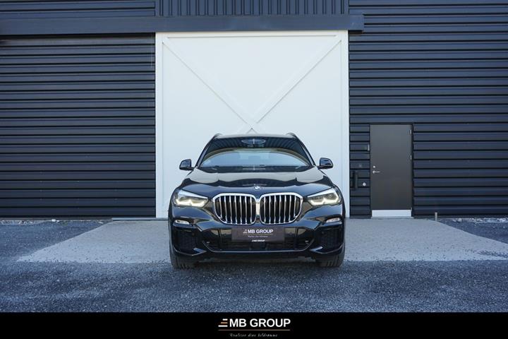 Sort BMW X5 fra 2021