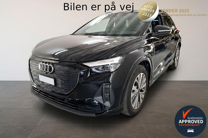 Sort Audi Q4 fra 2021 set udefra