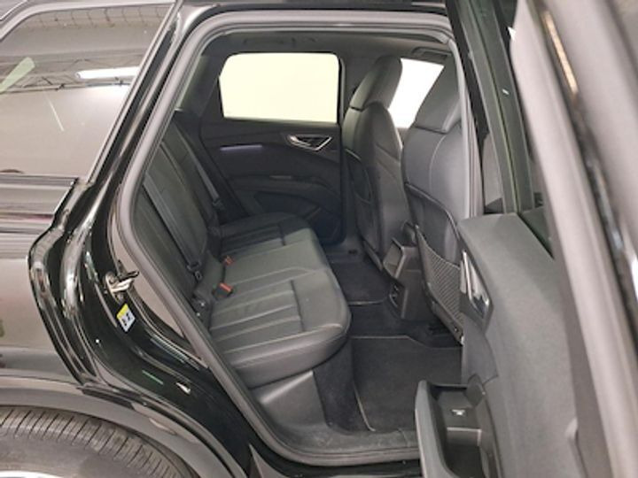 Sort Audi Q4 fra 2021